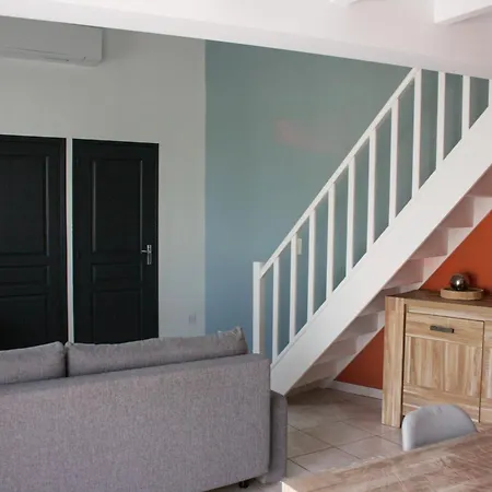 شقة De Catherine Saint-Christophe-des-Bardes