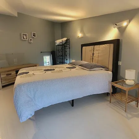 De Catherine شقة *